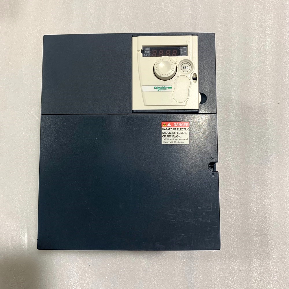 ATV312HU75N4施耐德变频器7.5KW成色如图九