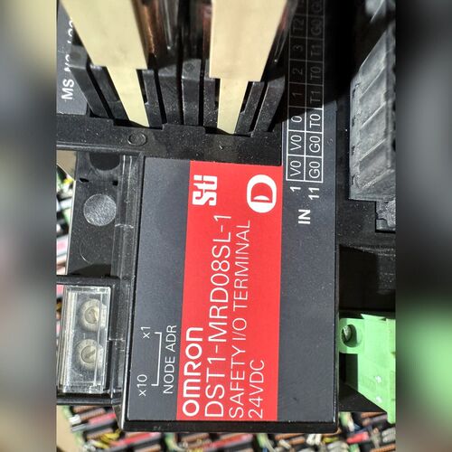出DST1-MRD08SL-1安全IO终端24VD 议价