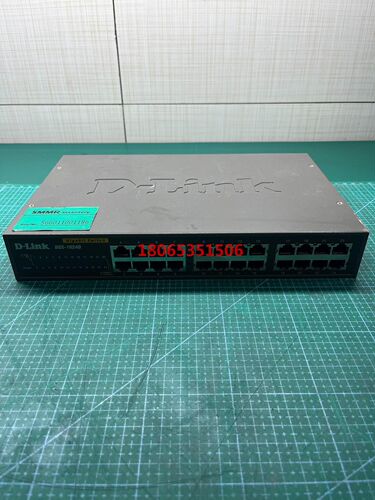 友讯D-Link  DGS-1024D 24口以太网交换机