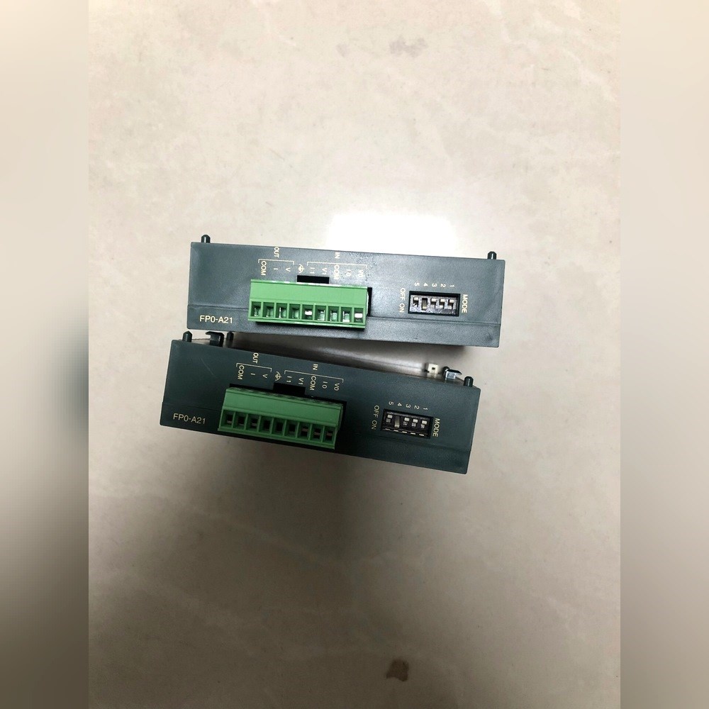 AFP0A21 FP0-A21原装模块成色超新 议价