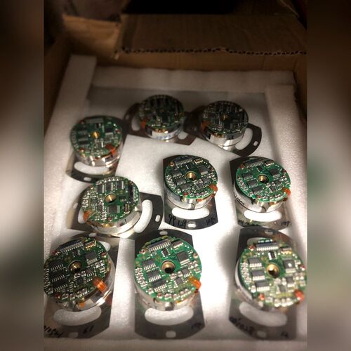 安川电机编码器UTOPE-81AWFTJ各都有功能完好 议价