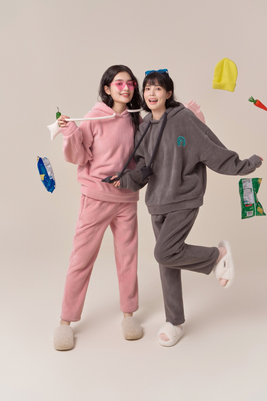 Jenize 簡詩哲ZGO2701雙面楊梅絨連帽女套裝休閑家居服女可外穿