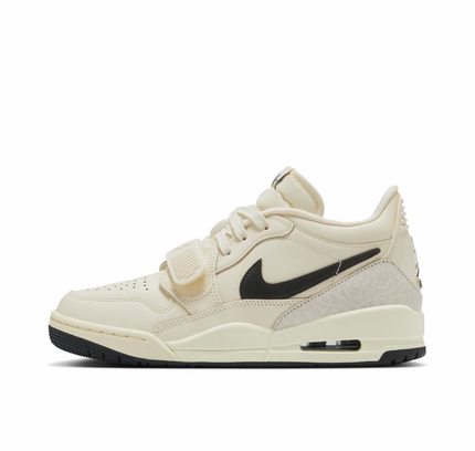 耐克女运动鞋冬季新款奶茶色低帮缓震HV1807-101宁波it仓