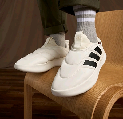 adidas Adipuff 舒适轻便 防滑棉鞋 面包鞋 运动休闲鞋浙江zf仓