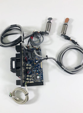 二手Cambridge TechnologyINC VM2500+振镜 12光斑 1-002-300议价