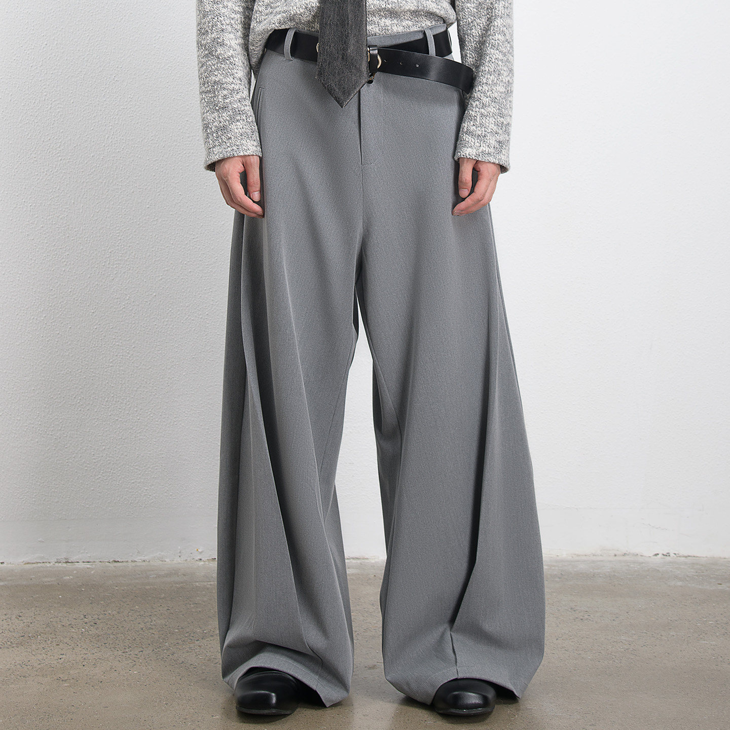 脚口打褶宽松阔腿西裤高级松弛