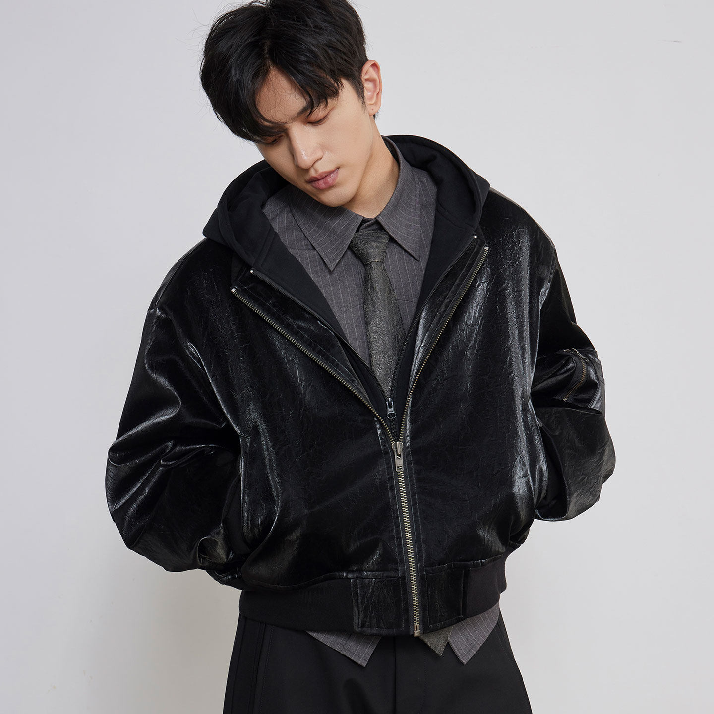 Dzic98褶皱漆面假两件夹克棉服