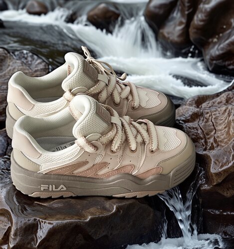 斐乐Rosetta斑斓鞋织物合成革舒适防滑耐磨低帮板鞋女款奶白浅粉