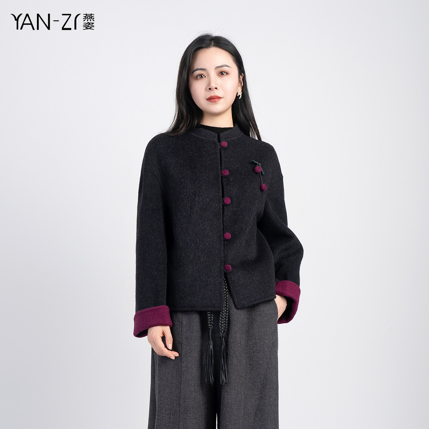 撞色樱桃胸针羊毛双面呢短款外套