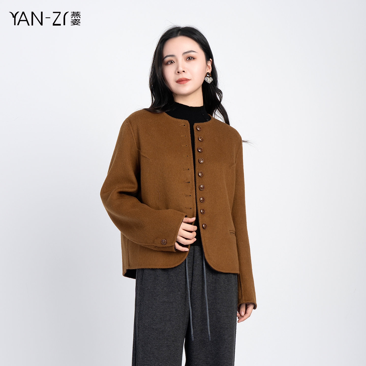 短款圆领单排扣羊绒双面呢外套
