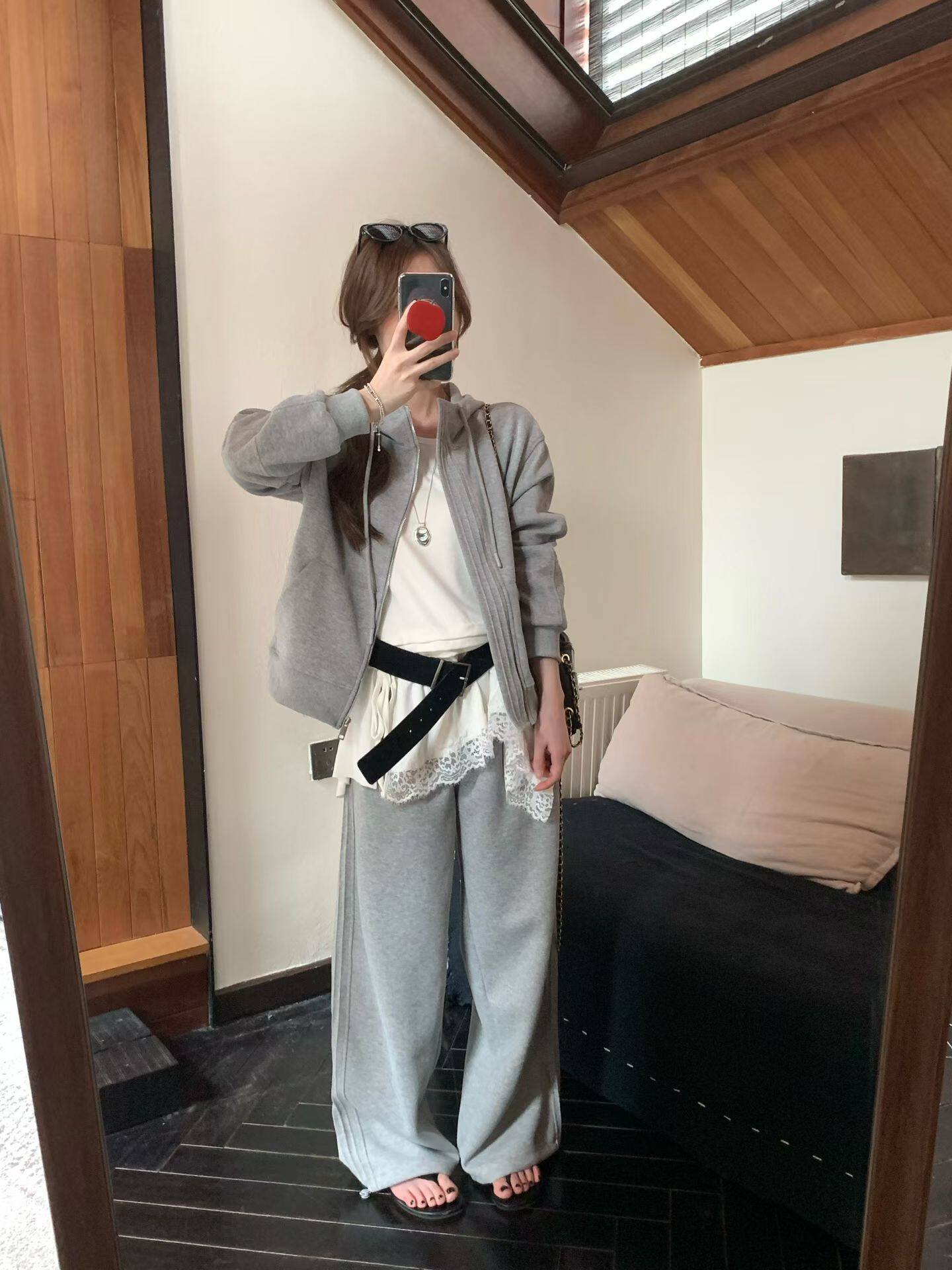 灰色高级感韩系连帽卫衣套装女春季慵懒宽松设计感休闲卫裤两件套