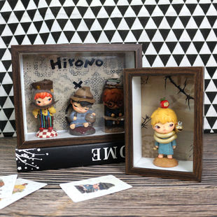 泡泡玛特盲盒收纳相框展示架立体中空木质摆台公仔手办小野回声