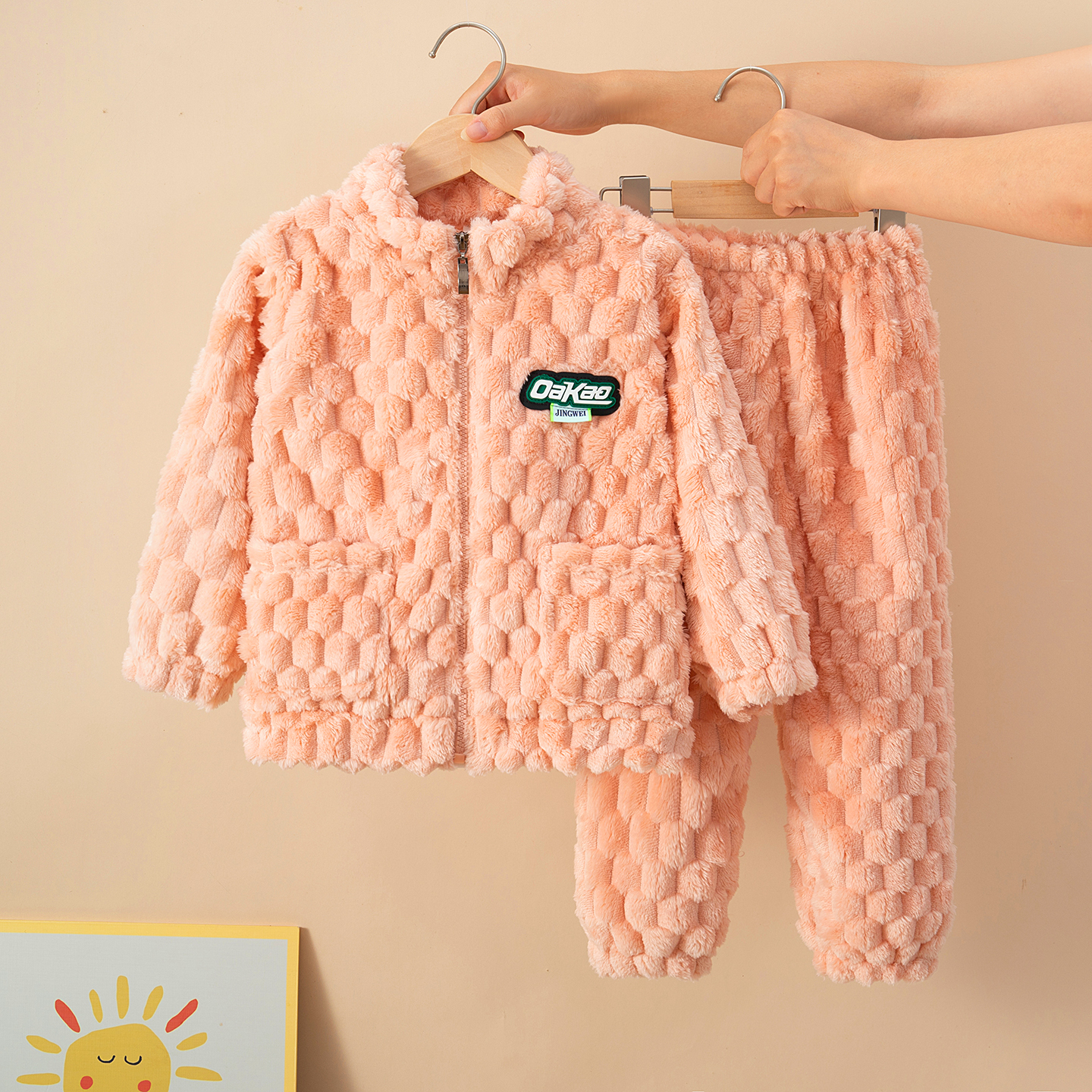 秋冬季儿童法兰绒睡衣套装