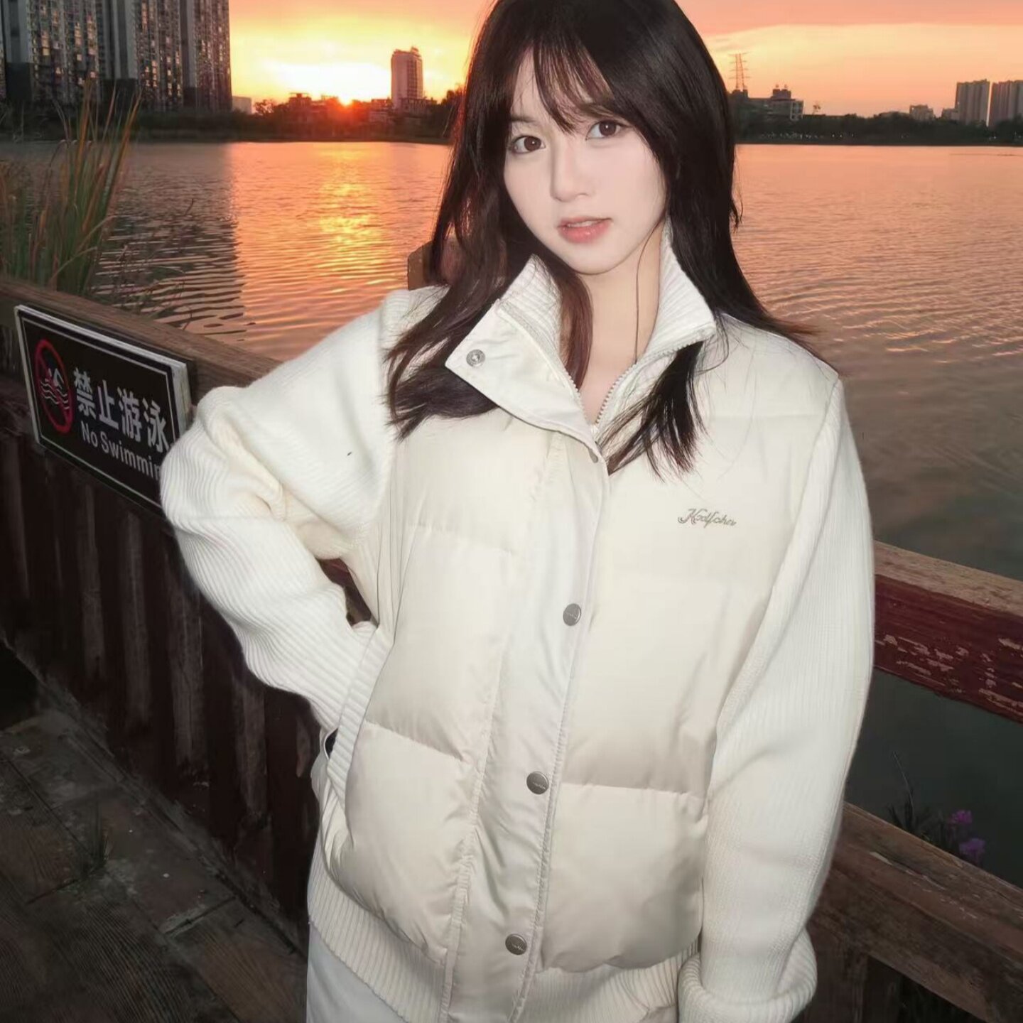 韩系百搭针织袖立领轻薄秋冬棉服