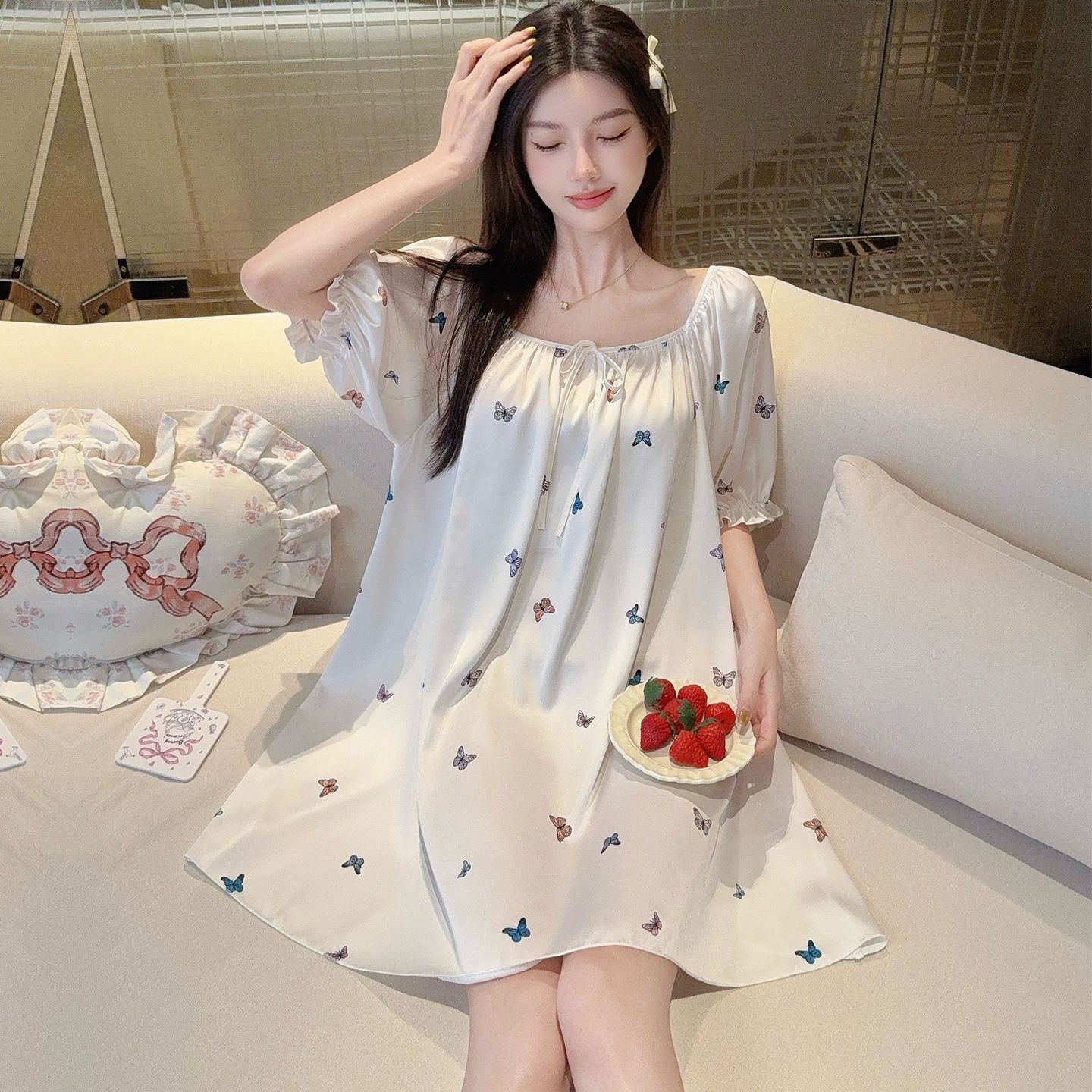 翩翩蝴蝶印花甜美花边少女冰雪丝睡裙2026年新款可爱公主短裙睡衣