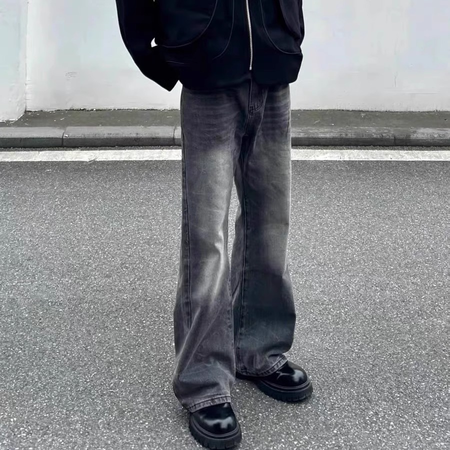 狼灰水波纹微喇直筒牛仔裤