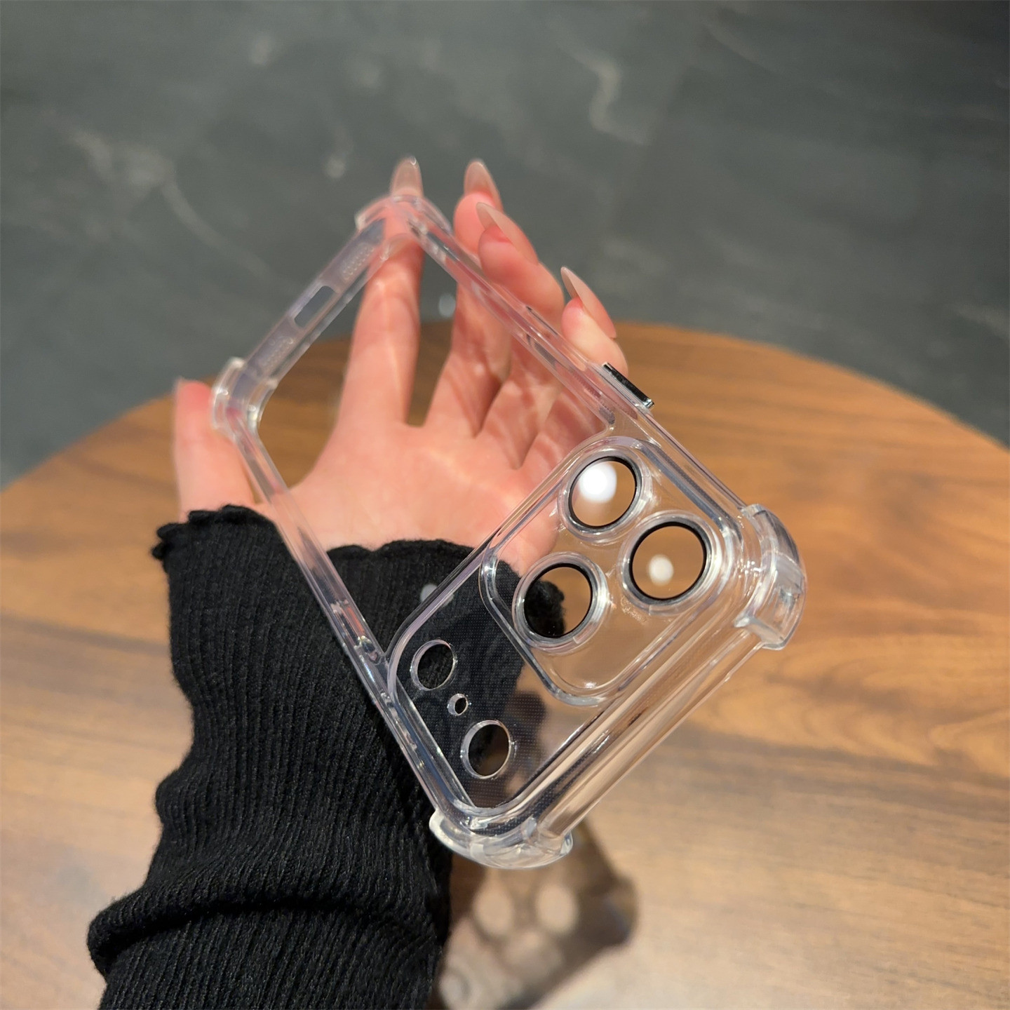 气囊防摔适用苹果17pro手机壳