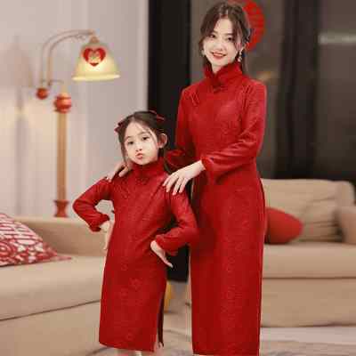 高档女童旗袍红色新款中国风冬季儿童礼服长袖连衣裙喜庆加绒亲子