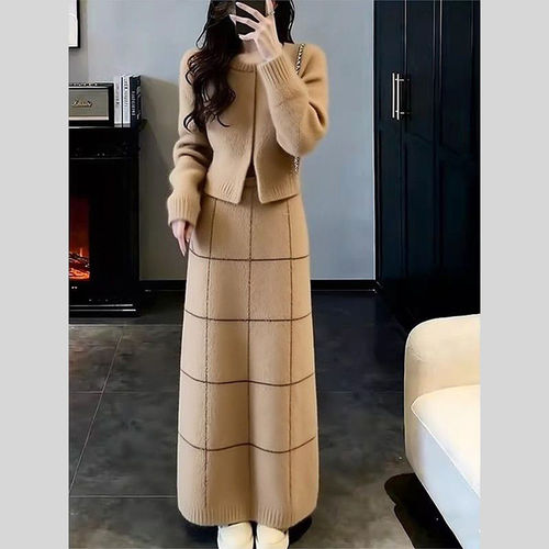 极简针织开衫半身裙大码显瘦套装