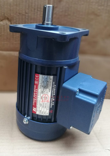 PF18-0200-7.5S3 TL 3 PHASE GEAR MOTOR厦门东历立式减速电机