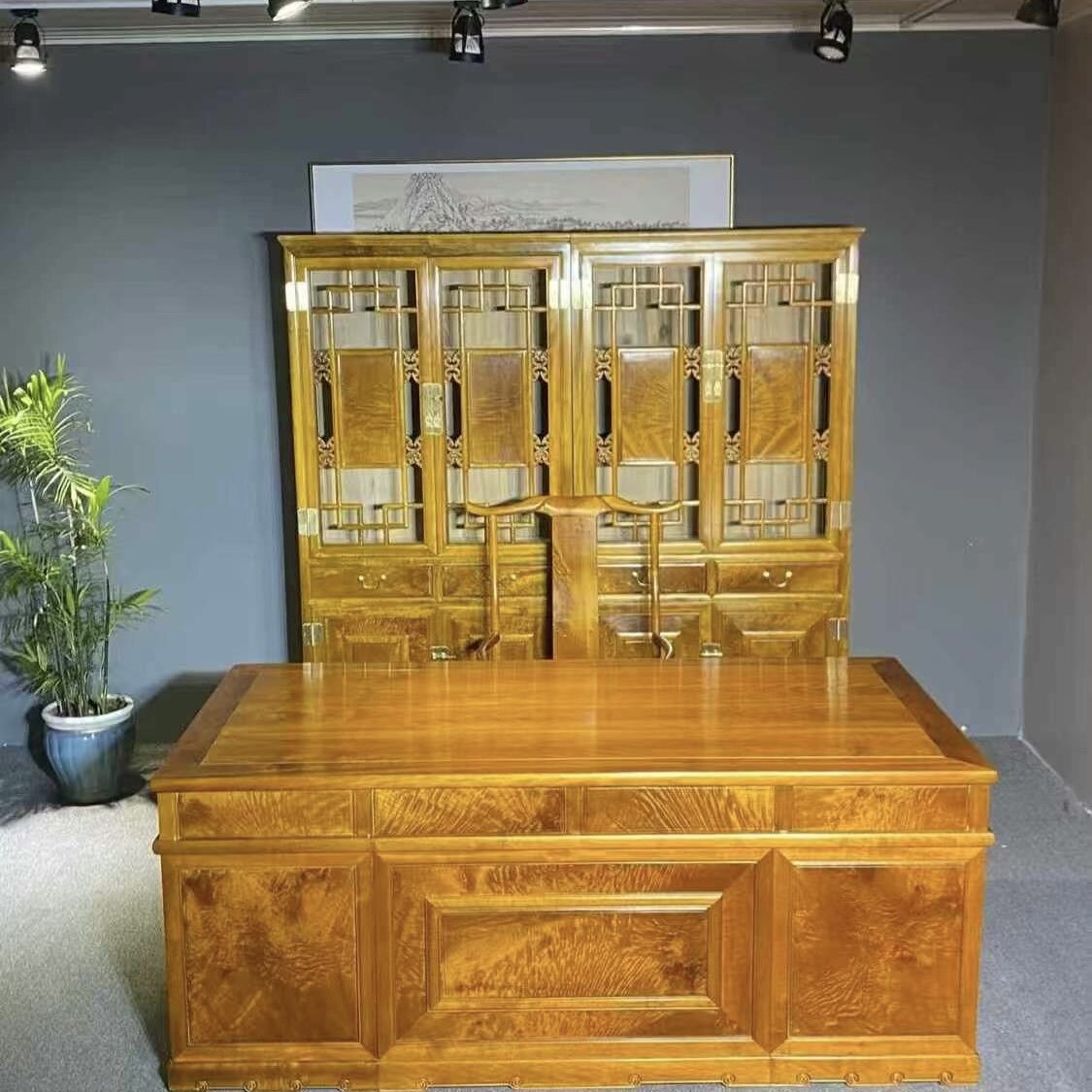 金丝楠木家具办公桌椅组合四川小叶桢楠会议桌老板桌总裁桌大板台