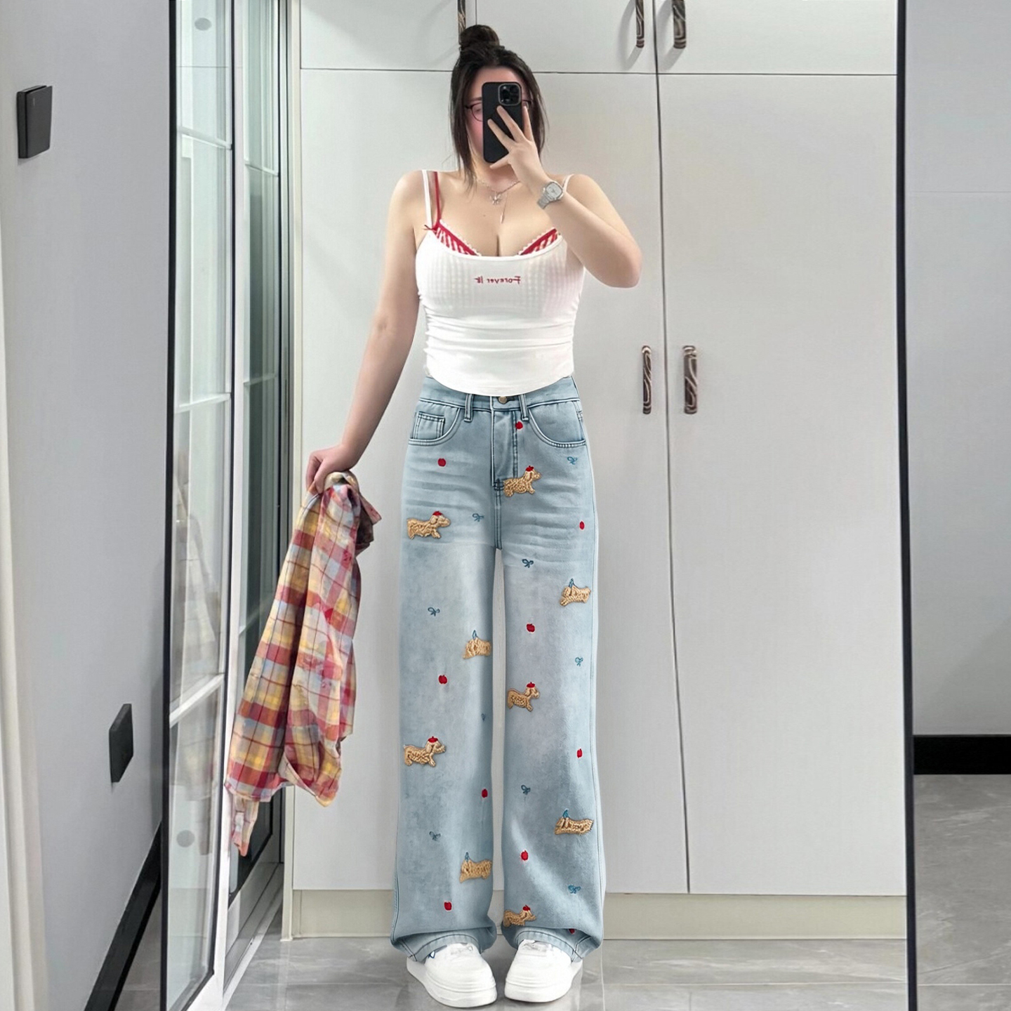 300斤大码女装个性ins重工刺绣设计牛仔裤女胖mm显瘦遮肉直筒长裤