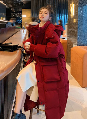 300斤大码女装圣诞穿搭红色连帽棉服女胖mm宽松长款过膝保暖外套