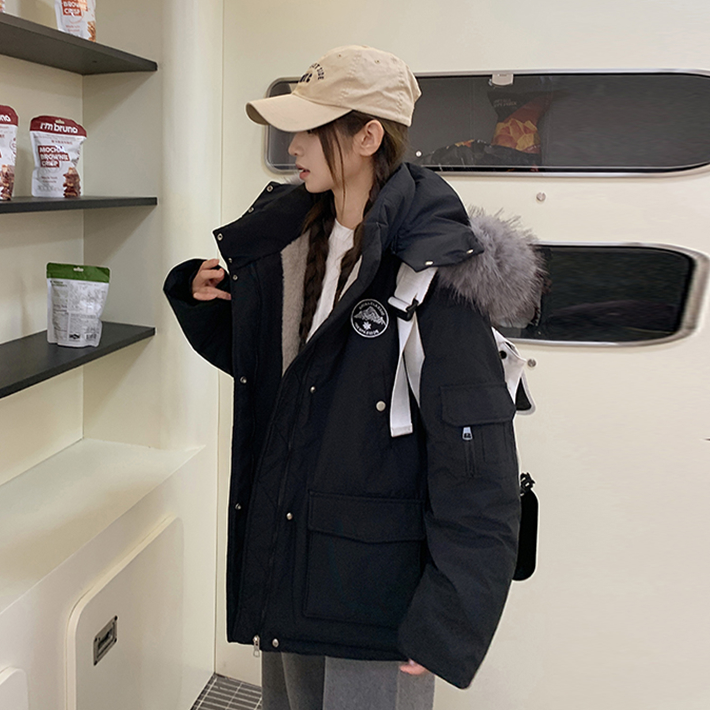 胖mm大码休闲学院风减龄派克服女