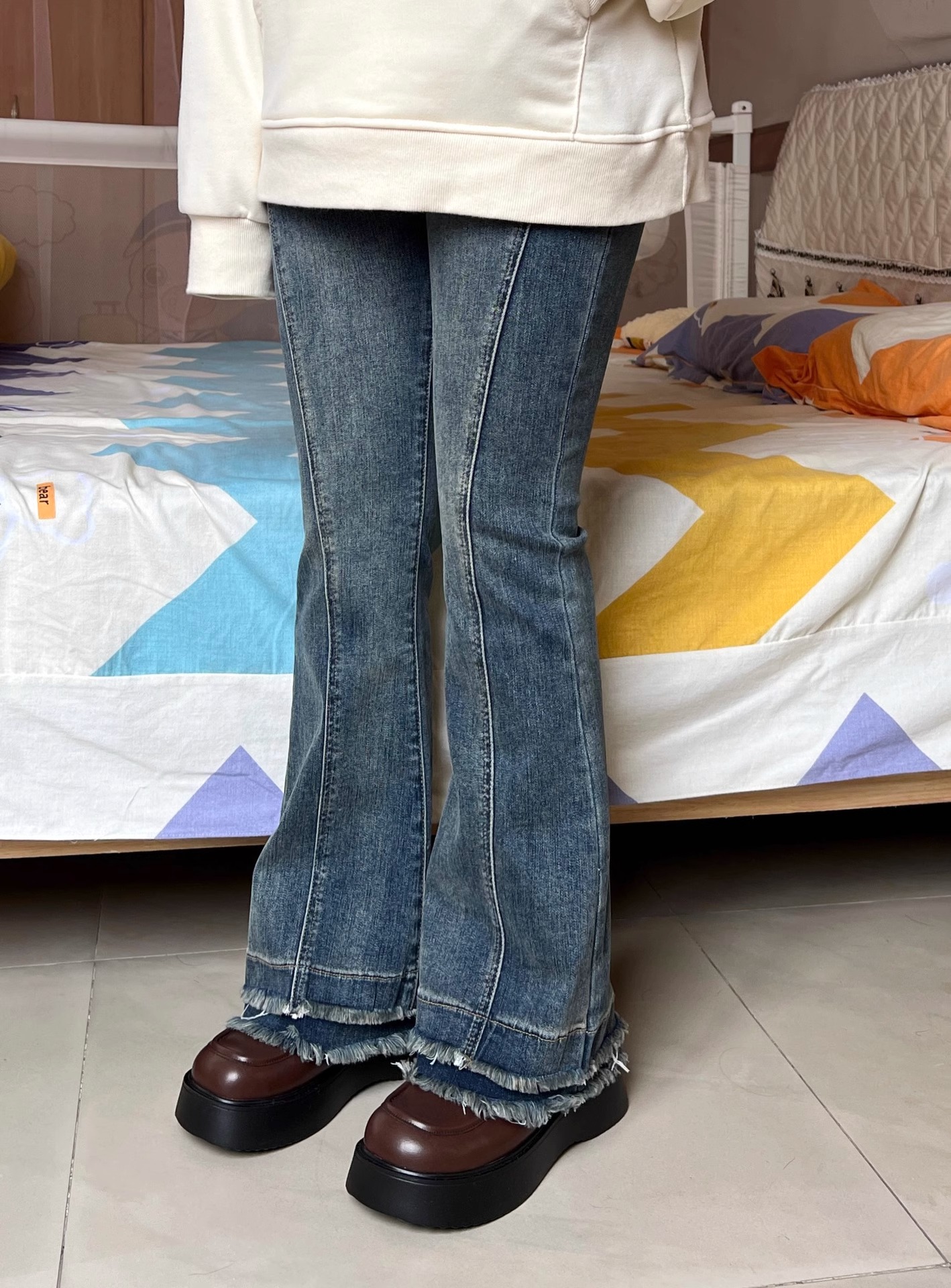 特大码复古高腰毛边微喇牛仔裤女