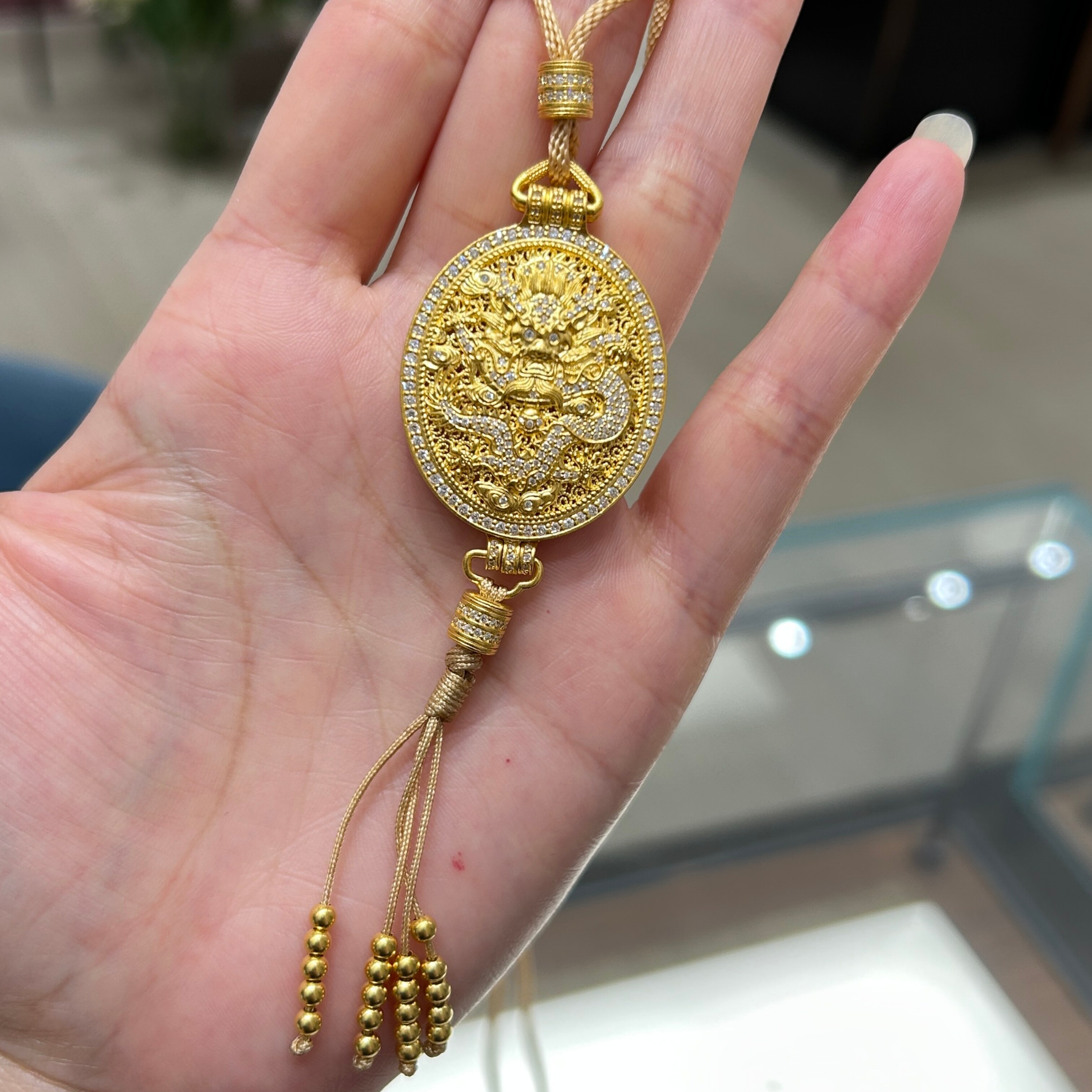 TSL谢瑞麟代购 足金999龙牌香囊流苏黄金钻石吊坠挂坠 专柜正品