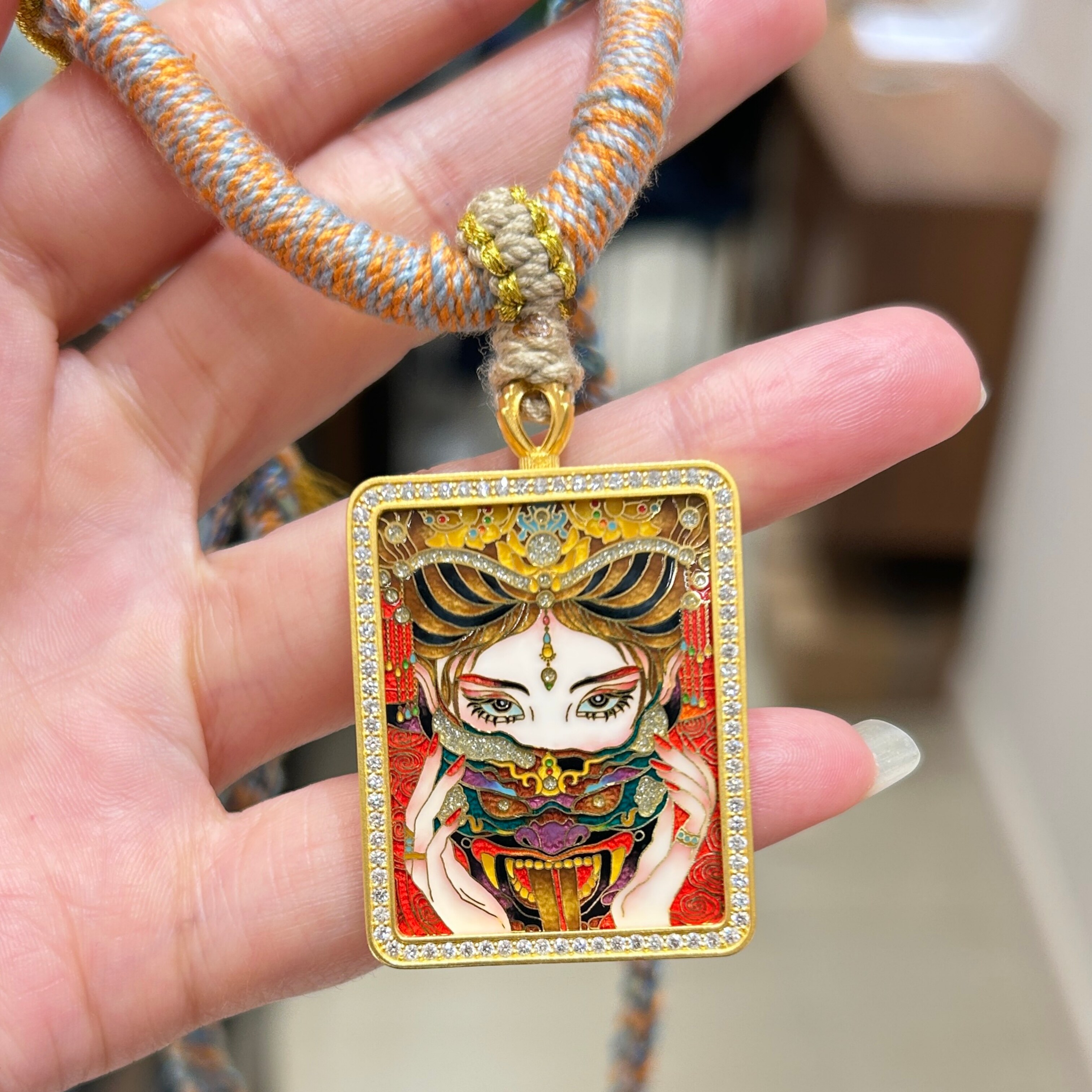 TSL谢瑞麟代购 足金999小唐卡扎基拉姆黄金钻石吊坠挂坠 专柜正品