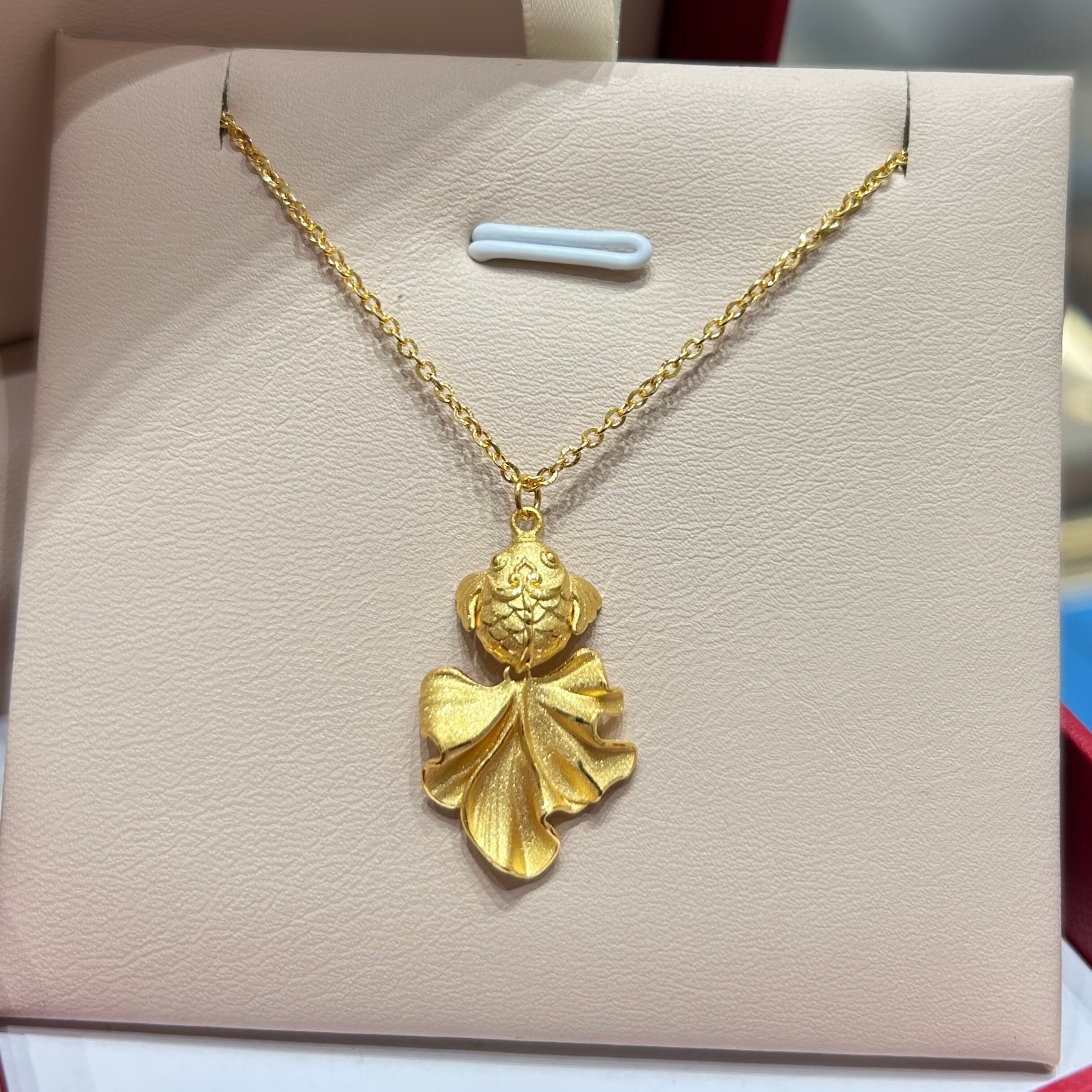 TSL谢瑞麟代购 足金999好运锦鲤鸿运当头黄金项链女 专柜正品克减