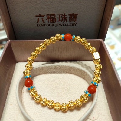 六福珠宝代购 福满传家足金核桃珠玉髓黄金手链手串 新款专柜正品