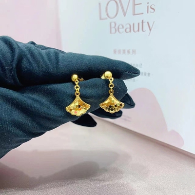 六福珠宝代购 Goldstyle足金银杏叶小裙子黄金耳饰 新款专柜正品
