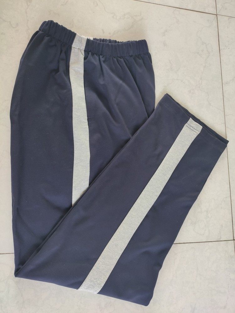 定做高初小学生藏蓝色拼浅灰宽杠校服裤直筒休闲运动中性