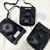 MMM风格 22aw经典 GlamSlam四角缝线羊皮云朵手机包斜挎单肩包