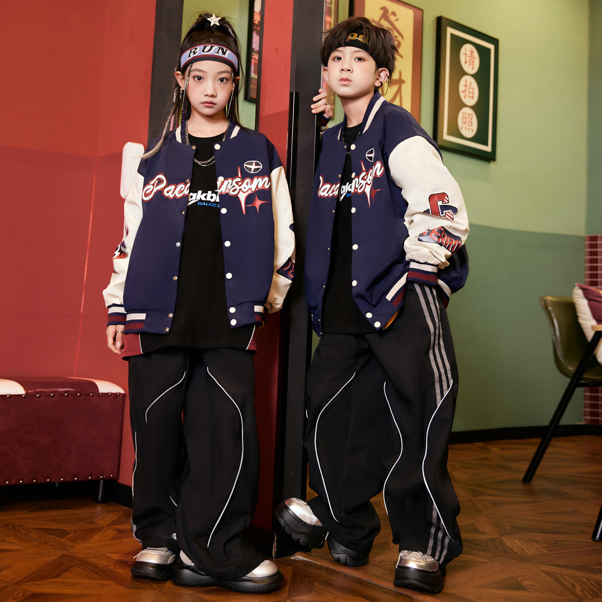 街舞儿童潮服男童新款棒球服hiphop演出服女童嘻哈风爵士舞套装