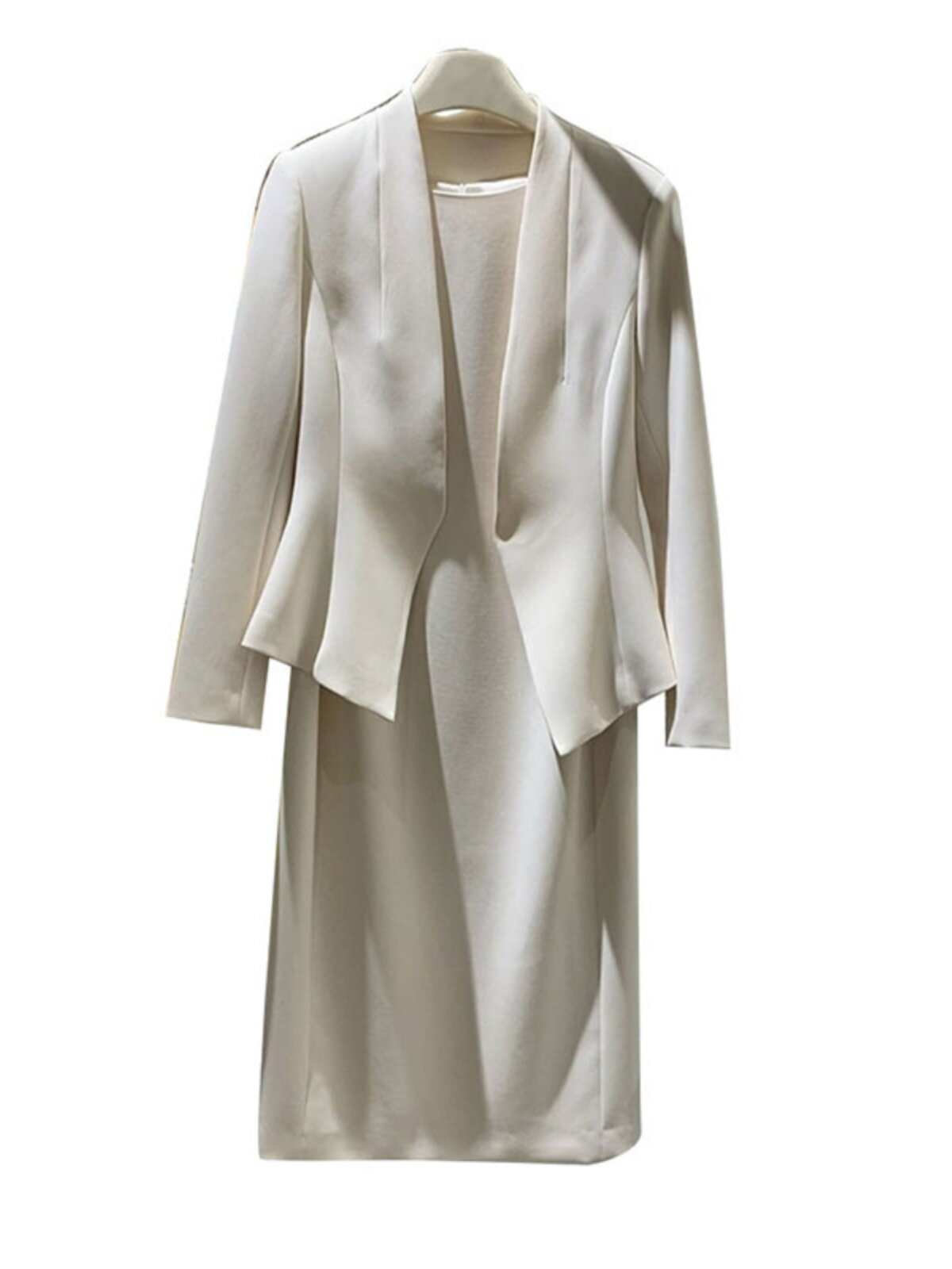 SHOPPING MALL WITHDRAWAL LIGHT LUXURY CELEBRITY TEMPERAMENT SMALL FRAGRANCE WIND WRINKLED SATIN SHORT COAT SUSPENDER DRESS SUIT TWO-PIECE SET