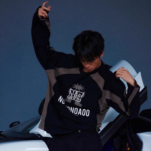 NOWONOAOO联名系列长袖T恤 人字拖logo