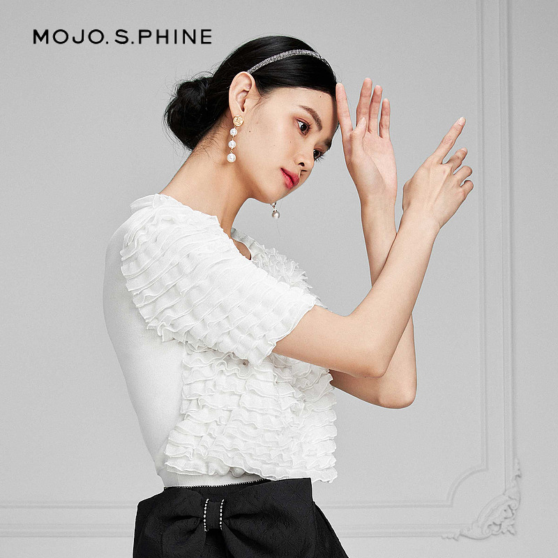 MOJO云朵设计感打底衫