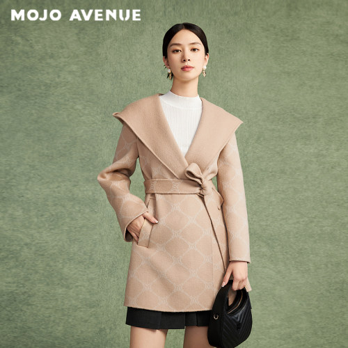 朗姿/MOJO AVENUE莫佐经典老花印花静奢风斗篷式毛呢大衣202
