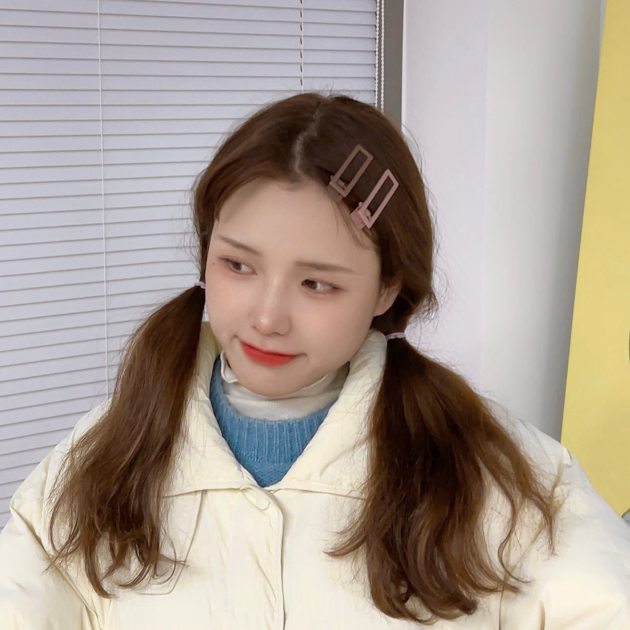 新年奶咖色无痕发夹女侧边刘海夹子头饰金属感碎发发卡高级一字夹,饰品/流行首饰/时尚饰品新,发饰,淘宝优惠券,粉丝福利购,淘宝优惠卷