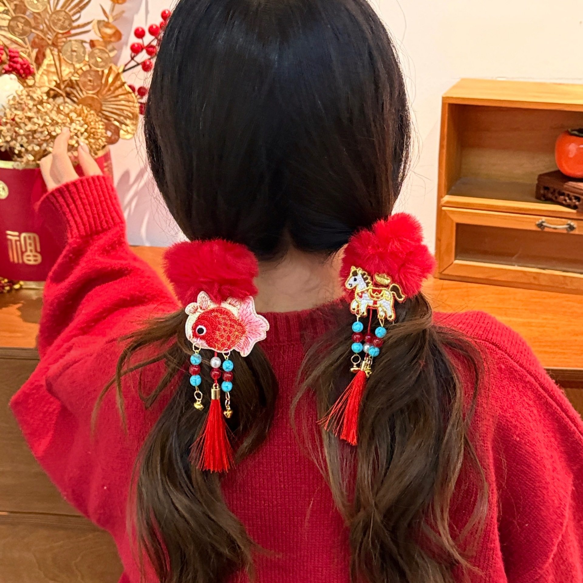新年马年吉祥发圈发绳新年红色系毛绒拍照发饰春节流苏头饰,饰品/流行首饰/时尚饰品新,发饰,淘宝优惠券,粉丝福利购,淘宝优惠卷