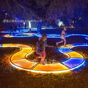 色彩跑地板灯网红灯光彩虹跑道圆形地砖灯大型LED互动道具