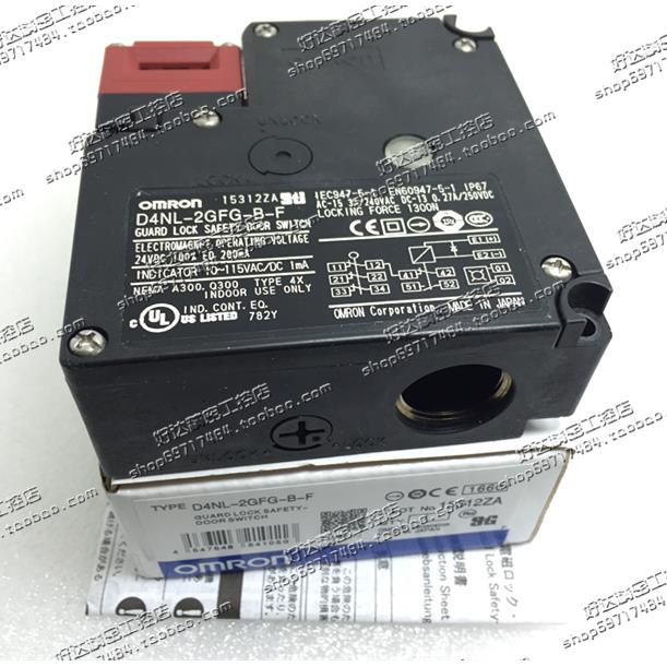 原装正品  安全门开关 D4NL-2GFG-B-F 24VDC 现货全新