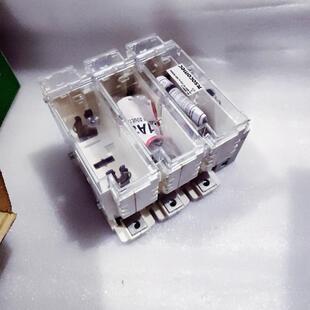socomec熔断器组合开关 FUSERBLOC 3X160A REMOT 38313016