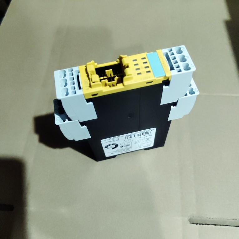 西门子 3RK3242-2AA10