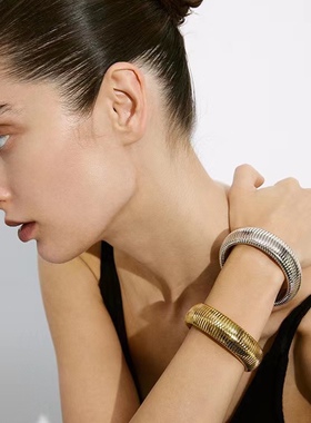 百搭夏钛钢圆手镯vintage金银时髦叠戴质感欧美小众手环女出口