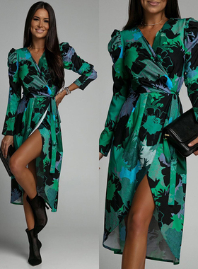 V-neck long-sleeved printed waist dressV领长袖印花收腰连衣裙