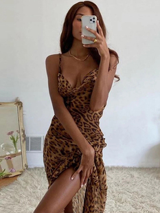 Straps leak back leopard print dress woman吊带漏背豹纹连衣裙